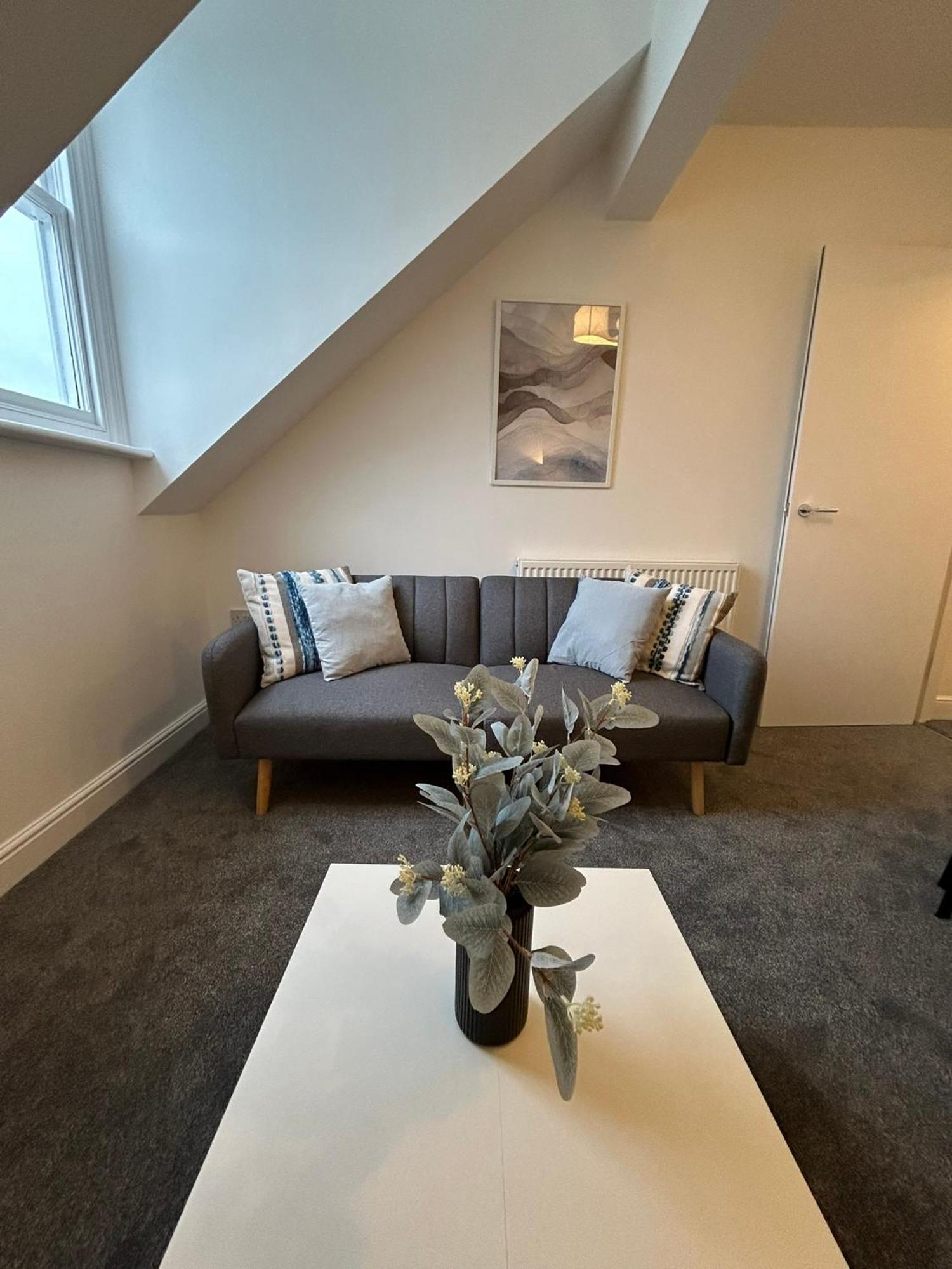 Brand New Modern Apartments Steps From Gloucester Quays Eksteriør billede